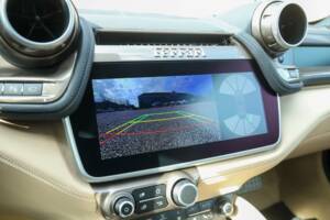 Immagine 21/50 di Ferrari GTC4Lusso (2018)