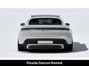 Bild 7/14 von Porsche Taycan 4S Sport Turismo (1900)