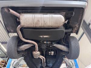 Image 18/29 of Mercedes-Benz 300 TE (1989)