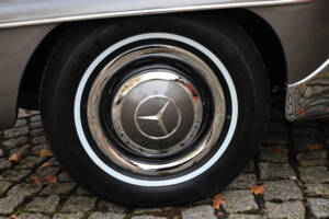Imagen 11/35 de Mercedes-Benz 190 SL (1961)