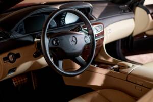 Bild 32/34 von Mercedes-Benz CL 500 4MATIC (2008)