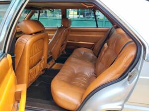 Image 23/47 de Maserati Quattroporte 4200 (1981)