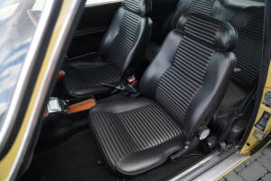 Bild 16/50 von Alfa Romeo 2000 GT Veloce (1975)