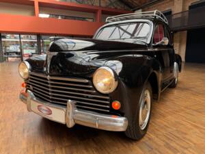 Imagen 2/42 de Peugeot 203 C (1958)