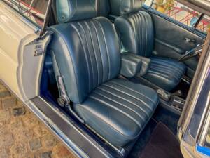 Bild 33/50 von Mercedes-Benz 280 SE 3,5 (1971)