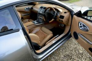 Image 32/50 de Aston Martin V12 Vanquish (2001)