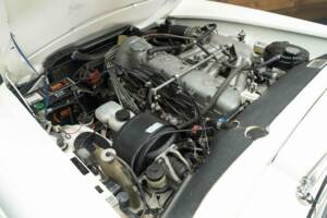 Image 19/19 of Mercedes-Benz 230 SL (1964)
