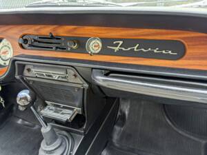 Image 22/30 of Lancia Fulvia 1.3 S (1973)
