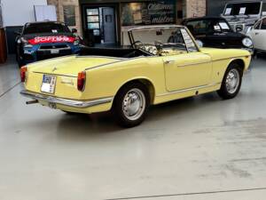 Afbeelding 7/36 van Innocenti Spider S (1963)