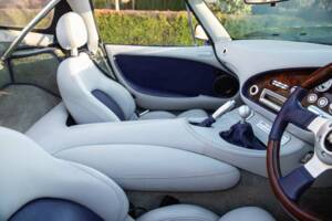 Image 27/50 of TVR Griffith 500 (2001)