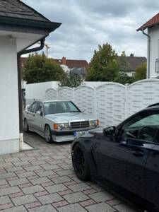 Immagine 40/49 di Mercedes-Benz 190 E (1990)