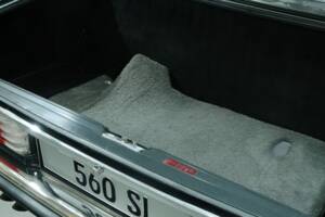Image 44/50 de Mercedes-Benz 560 SL (1988)