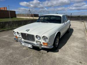 Bild 1/8 von Jaguar XJ 6 2.8 (1972)