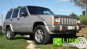 Image 2/10 de Jeep Cherokee 2.5 TD (2000)