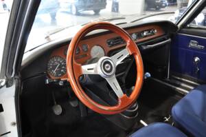 Image 21/32 of Lancia Fulvia 1.3 S (1973)