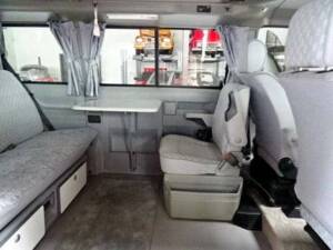 Image 11/31 of Volkswagen T4 Multivan 2.4 D (1994)