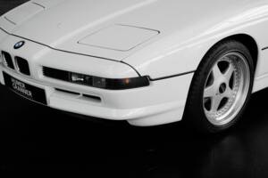 Bild 38/45 von BMW 850i (1990)