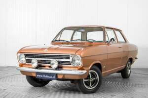 Imagen 3/50 de Opel Kadett 1,2 S (1972)
