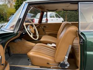 Afbeelding 12/46 van Mercedes-Benz 220 SE b (1961)