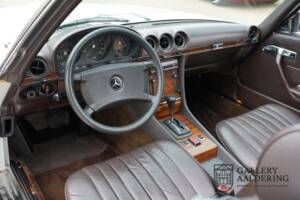 Image 14/50 of Mercedes-Benz 280 SL (1981)