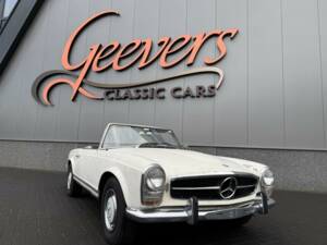 Image 1/50 de Mercedes-Benz 230 SL (1966)
