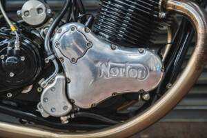 Image 3/38 of Norton Dominator SS (2015)