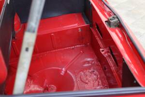 Image 7/49 of Triumph TR 6 (1976)