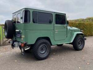 Image 5/18 de Toyota Land Cruiser FJ 40 (1978)