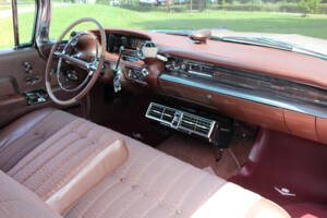 Bild 13/40 von Cadillac 62 Coupe DeVille (1959)