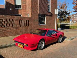 Bild 30/33 von Ferrari 308 GTB Quattrovalvole (1983)