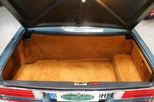 Image 23/25 of Mercedes-Benz 560 SL (1986)