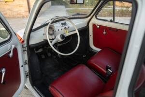 Image 31/50 of FIAT 500 F (1970)