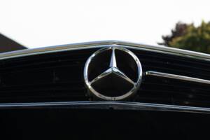 Image 33/50 of Mercedes-Benz 450 SLC (1979)