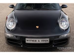 Bild 23/39 von Porsche 911 Carrera 4 (2006)