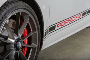 Image 5/25 de Porsche 911 GT3 Touring (2018)