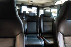 Bild 19/30 von Land Rover Defender 110 (2013)