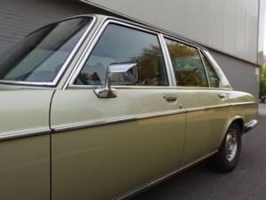 Image 31/95 de BMW 2500 (1977)