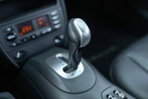 Image 40/50 of Porsche 911 Carrera 4 (1999)