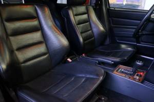 Image 16/38 of Mercedes-Benz 190 E 2.5-16 (1992)