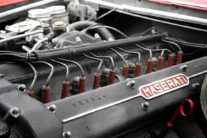 Image 13/23 of Maserati Mistral 3700 Spyder (1967)