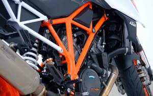 Image 80/83 of KTM 1290 Super Duke R (2018)