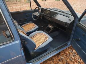 Image 29/36 de Volkswagen Golf I 1.6 GLS (1981)
