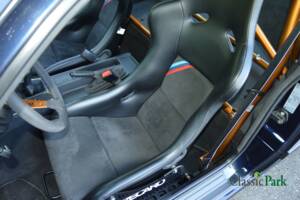 Image 19/50 de BMW 323i (1998)