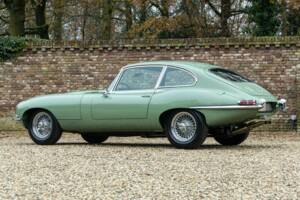 Afbeelding 43/50 van Jaguar E-Type 4.2 (1967)