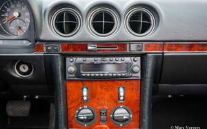 Bild 28/59 von Mercedes-Benz 280 SL (1985)