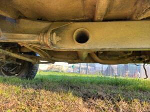 Image 44/53 of Mercedes-Benz 240 GD (SWB) (1982)