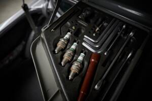 Image 62/100 of BMW 3.0 CSi (1973)