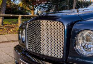 Image 8/25 of Bentley Brooklands (2008)