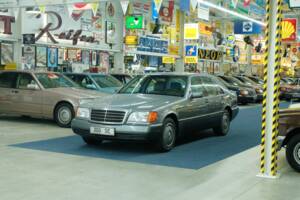 Bild 1/50 von Mercedes-Benz 300 SE (1992)