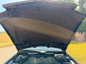Bild 27/29 von Mercedes-Benz 500 SL (1992)